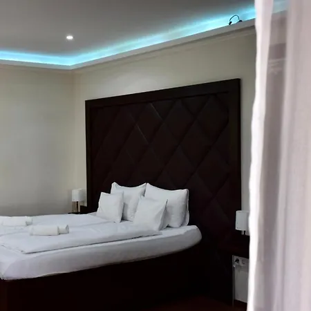 Lotus Hotel Hermina-major