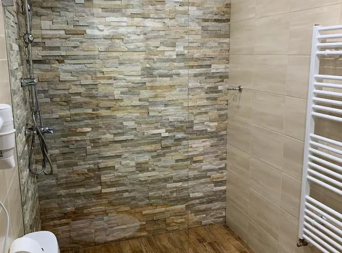 Szálloda Lotus 2*